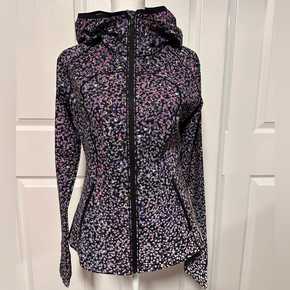 RARE NEW Lululemon Mist Over Windbreaker *SW Reflectives dots throughout Size 6